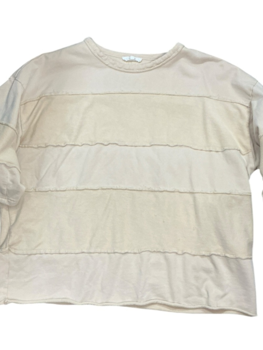 easel Beige Crewneck Sweatshirt Top Raw Hems Heart 3/4 Sleeves - Picture 3 of 13